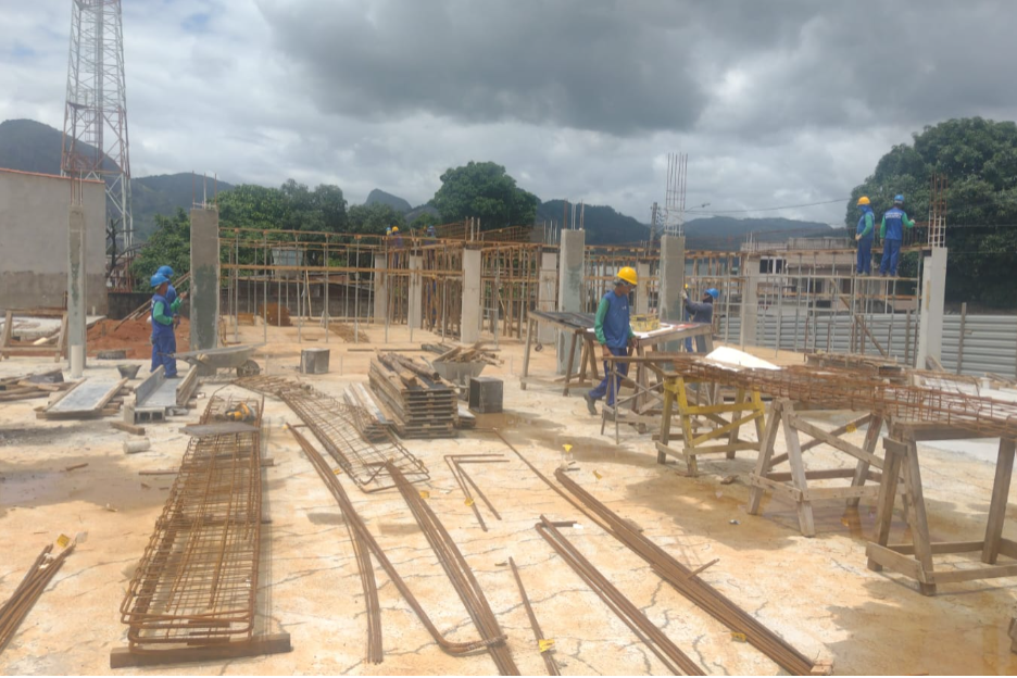 Obras em escolas da rede municipal seguem em ritmo acelerado 