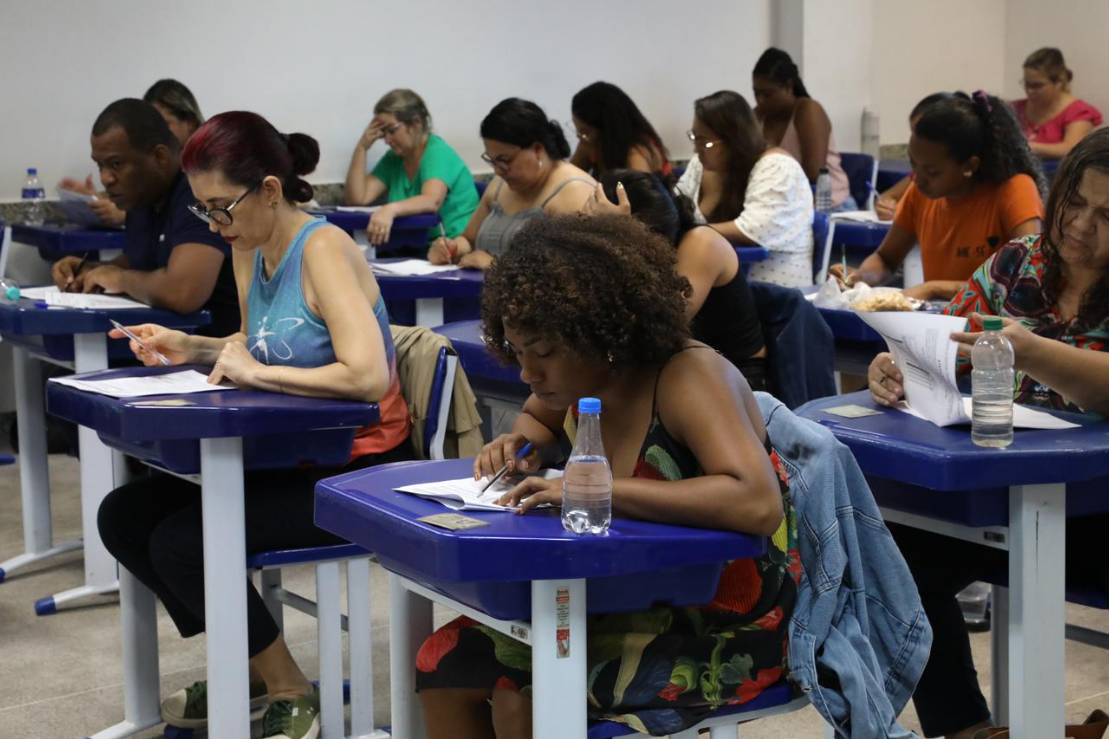 Domingo (15) é marcado por provas do concurso público para professores em Cariacica