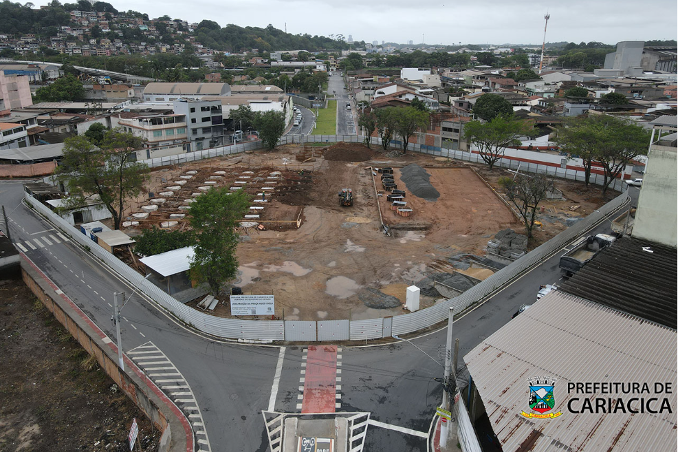 Moradores celebram andamento das obras do Complexo Esportivo Hugo Viola
