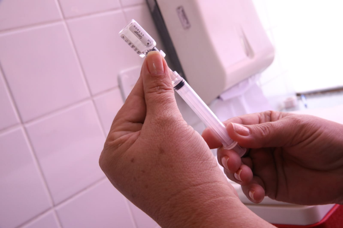 Cariacica inicia vacinação contra dengue por livre demanda nesta sexta-feira (23)